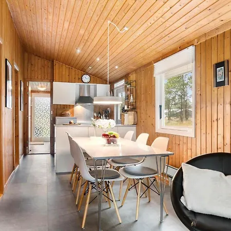 Tv1689-strandby-klitmarken-4 * Strandby